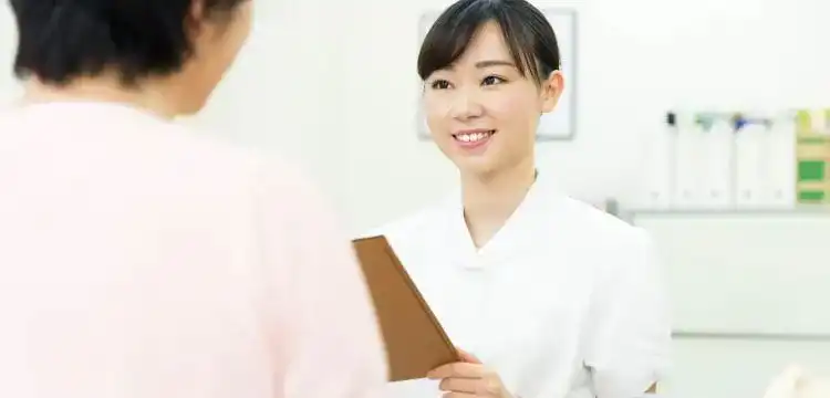 PRPG注射によるふくらみを抑える効果があります。